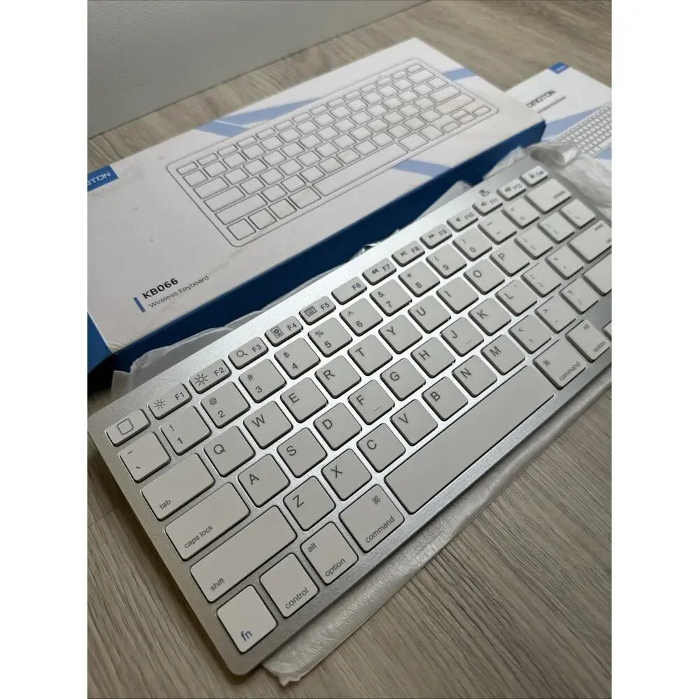 Omoton KB066 Bluetooth Wireless Keyboard for Android and iOS White—New